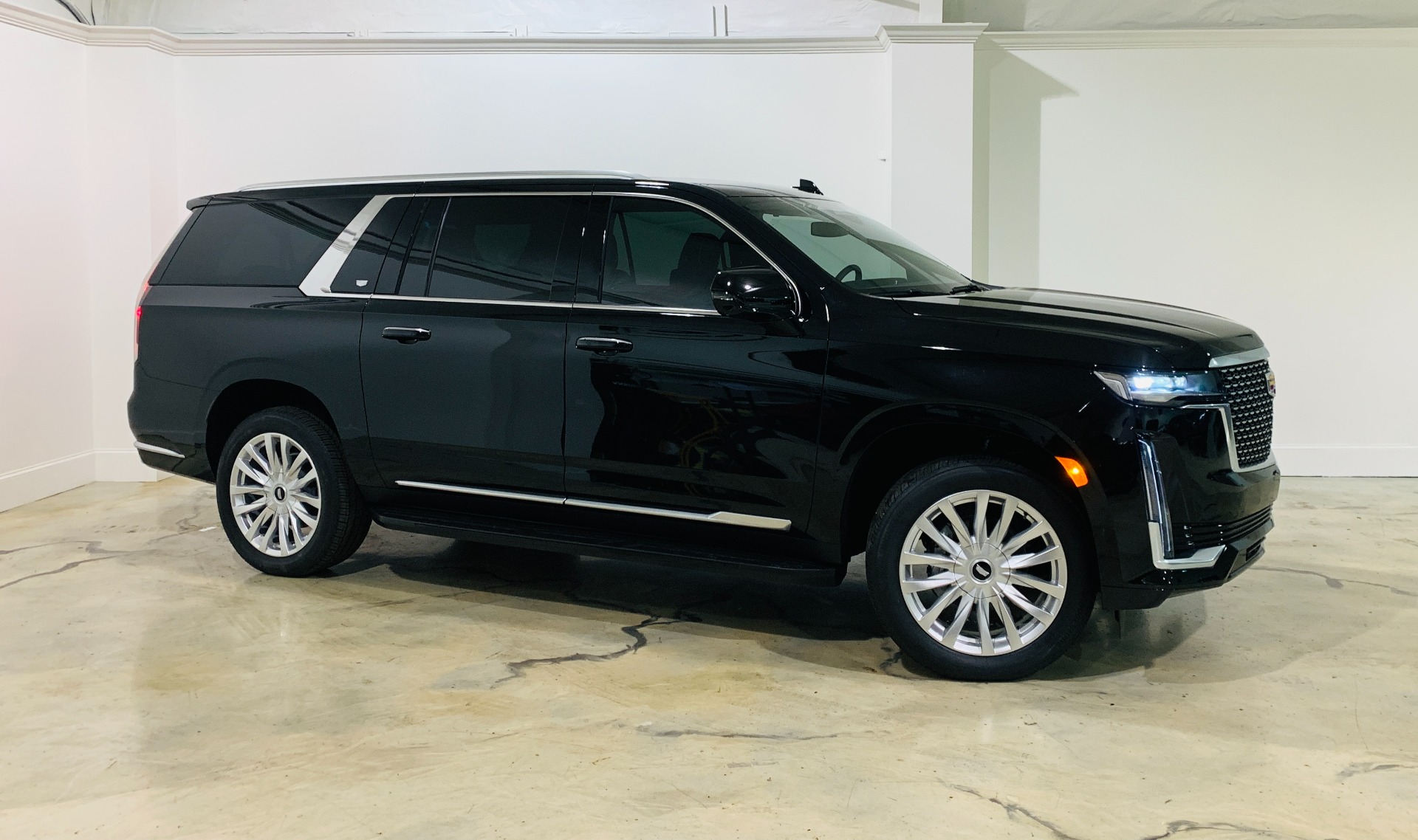 jaguar limousine